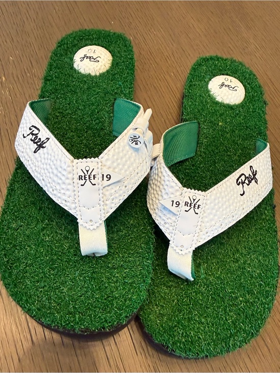 Reef Other - Reef Mulligan II Golf Flip Flops Sandals Turf Grass Bottle Opener Mens SZ 10